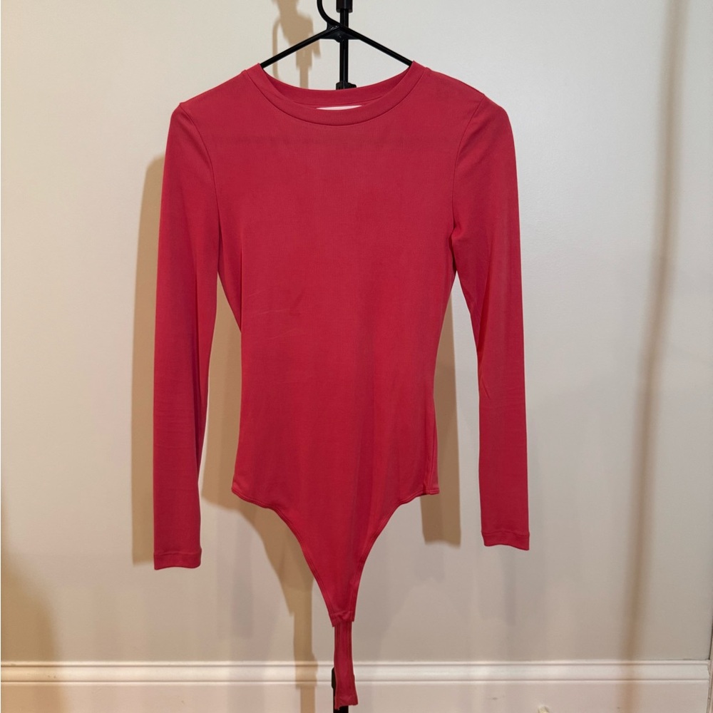 Elodie Pink Crew Neck Ribbed Top